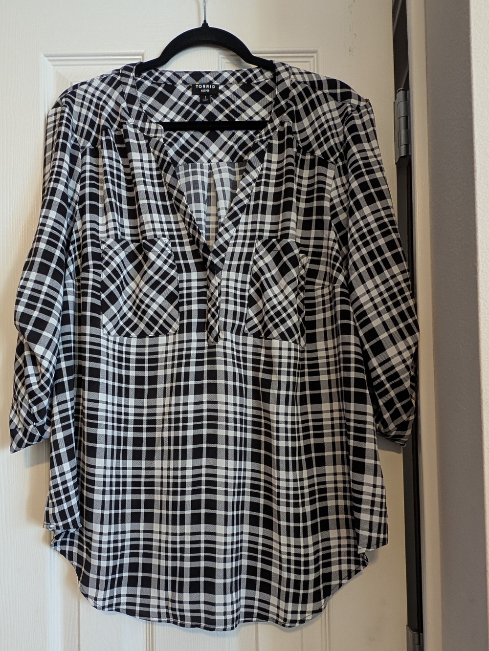 torrid Black & White Plaid Button-Front Harper Tunic Like New